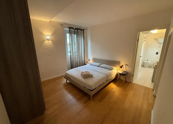 Mares Apartment Lecco